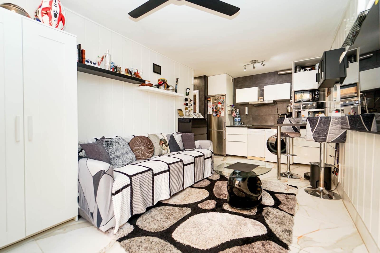 1 bedroom Apartment for sale in Puerto Rico with pool - € 195,000 (Ref: 9698786)