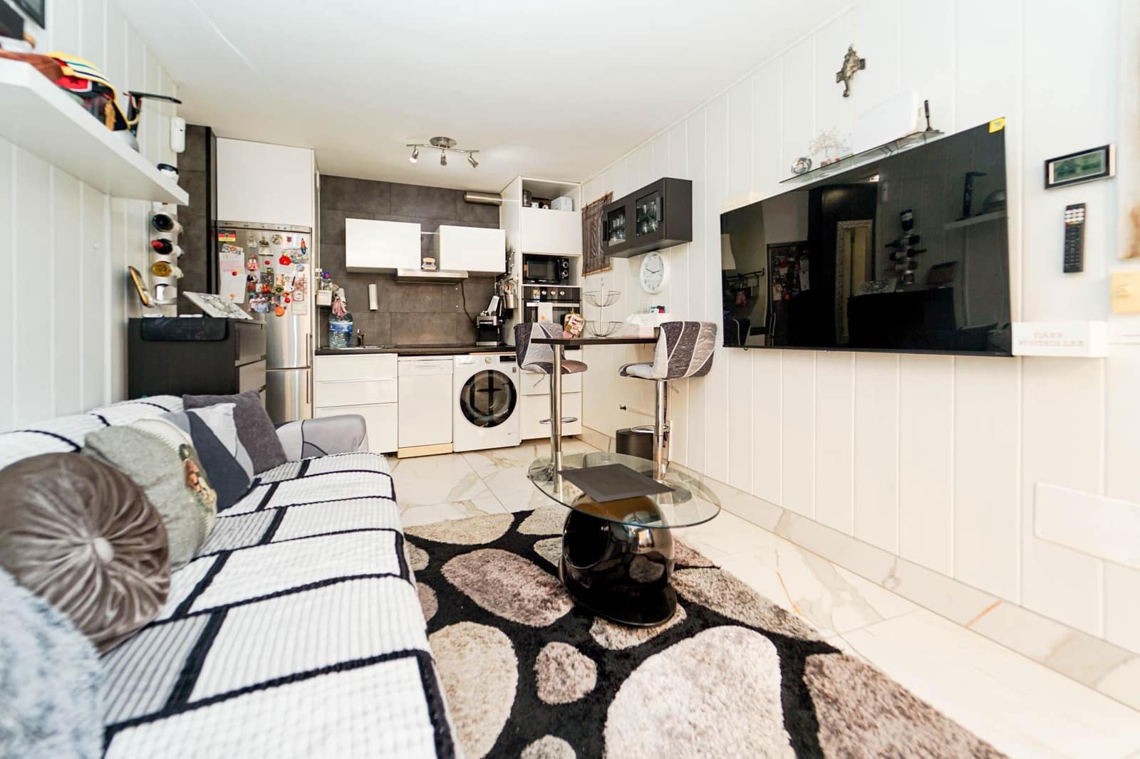 1 bedroom Apartment for sale in Puerto Rico with pool - € 195,000 (Ref: 9698786)