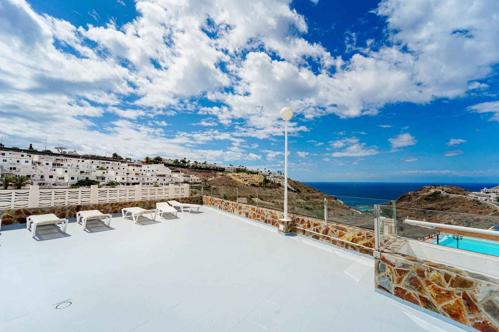 1 bedroom Apartment for sale in Puerto Rico with pool - € 195,000 (Ref: 9698786)