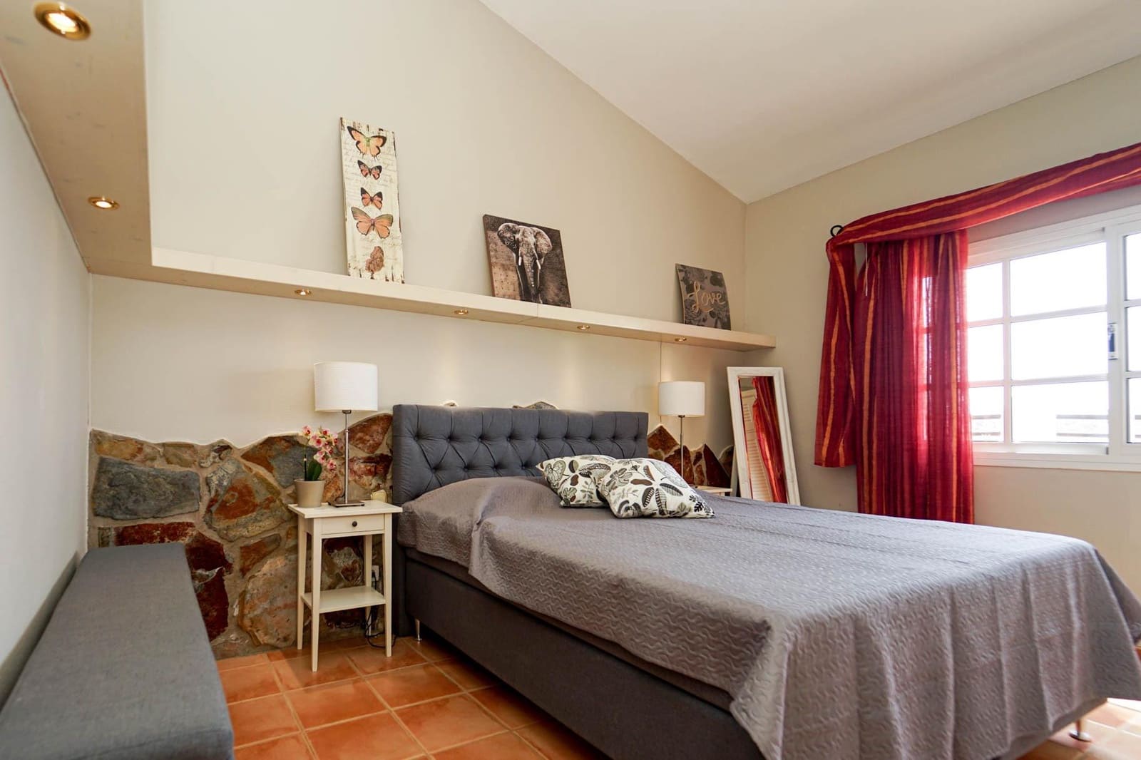 4 bedroom Villa for sale in Puerto Rico with pool - € 1,350,000 (Ref: 9714861)