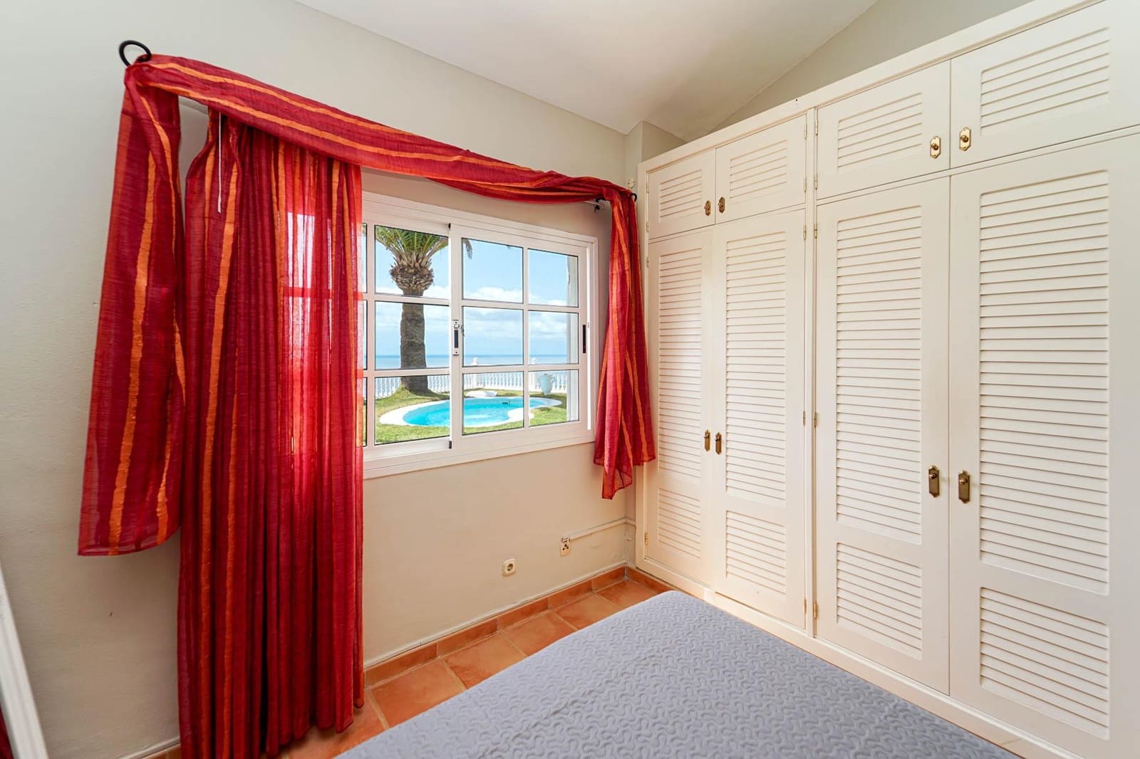 4 bedroom Villa for sale in Puerto Rico with pool - € 1,350,000 (Ref: 9714861)