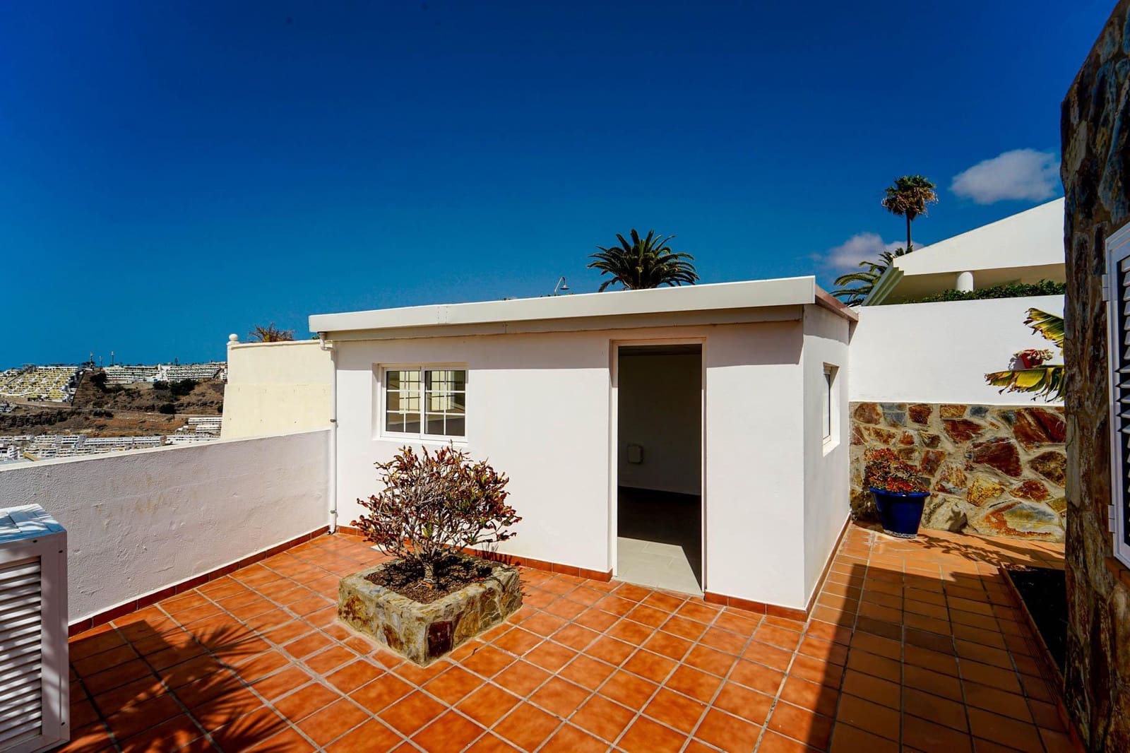 4 bedroom Villa for sale in Puerto Rico with pool - € 1,350,000 (Ref: 9714861)