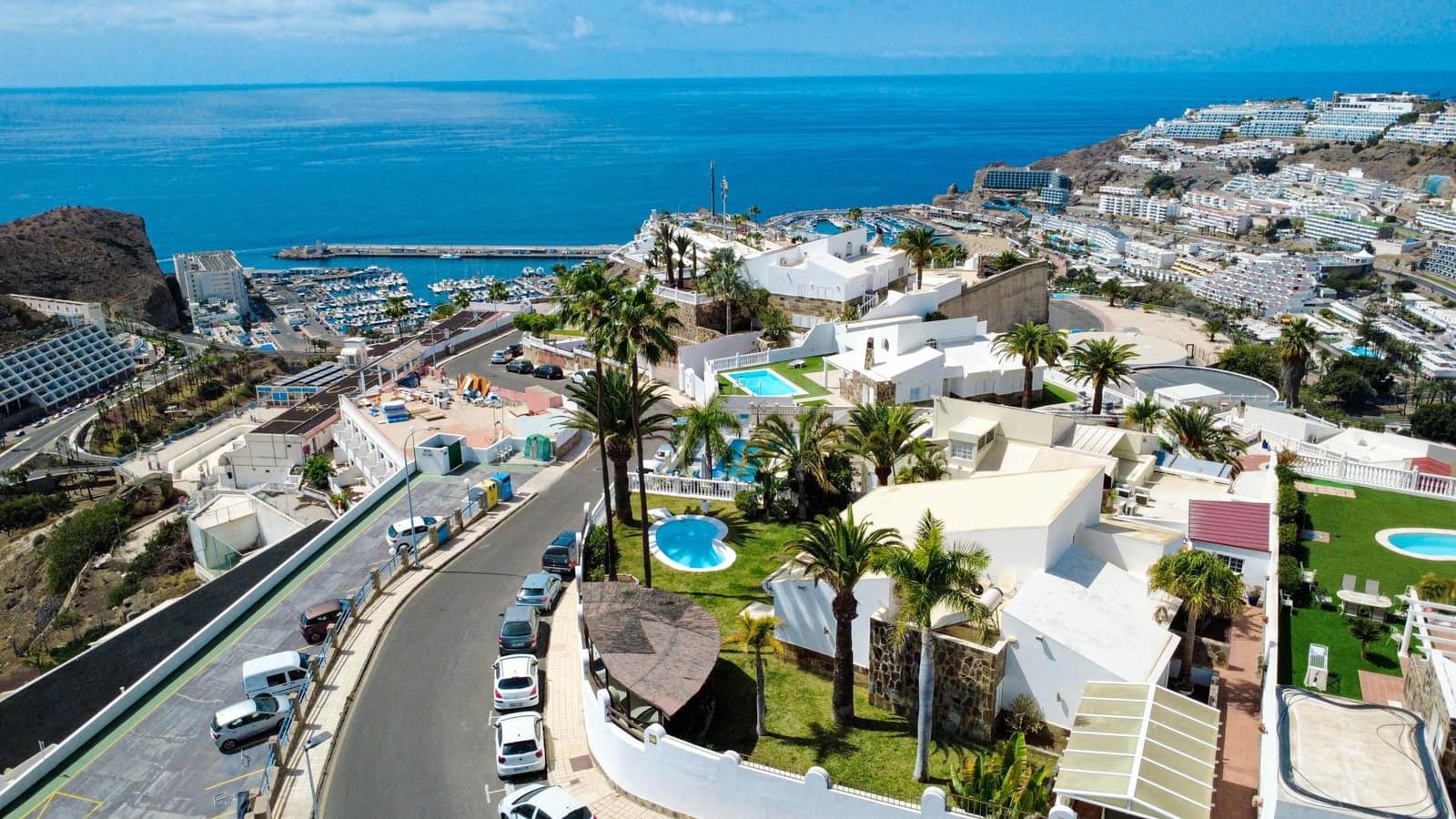 4 bedroom Villa for sale in Puerto Rico with pool - € 1,350,000 (Ref: 9714861)