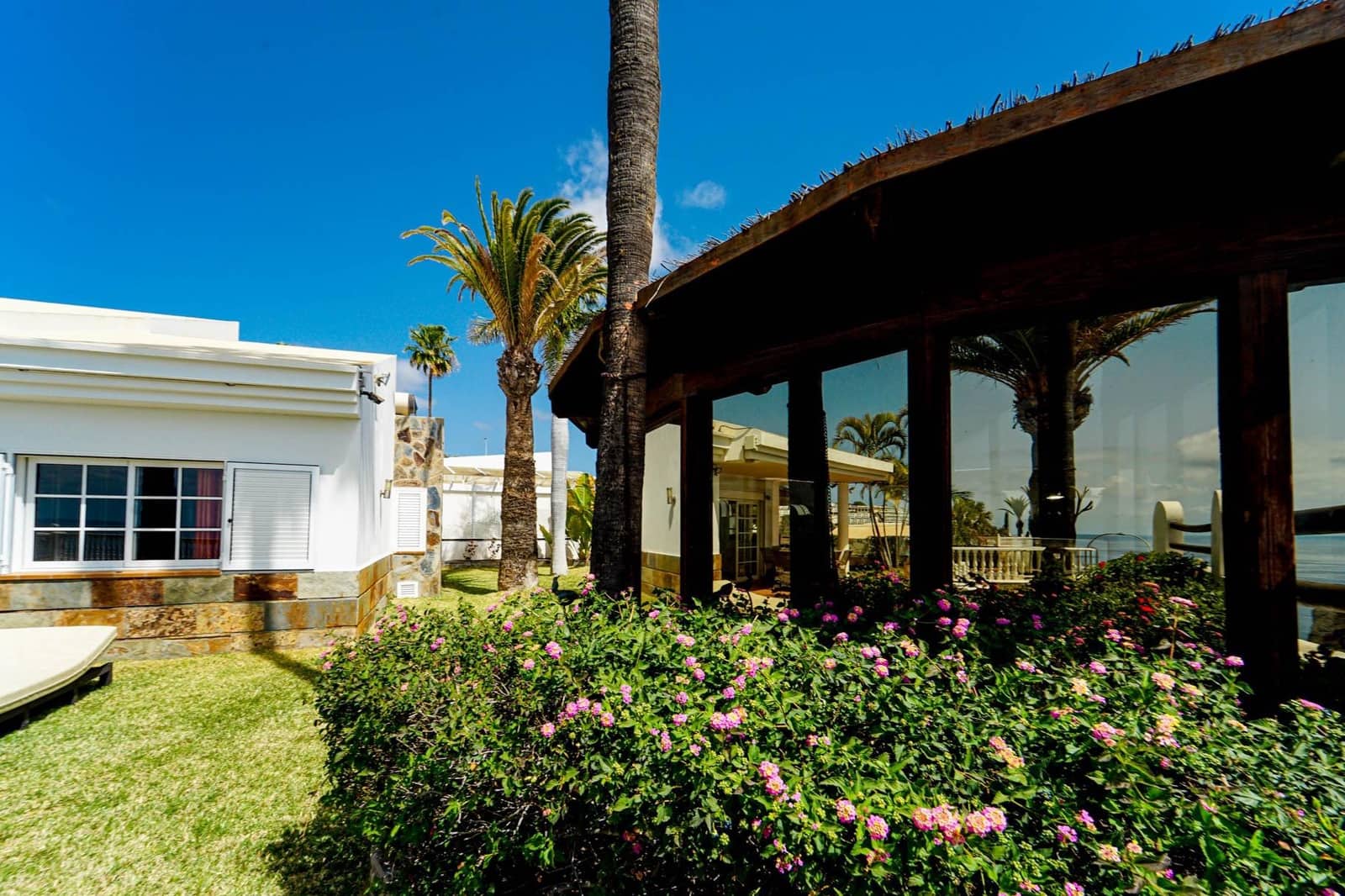 4 bedroom Villa for sale in Puerto Rico with pool - € 1,350,000 (Ref: 9714861)