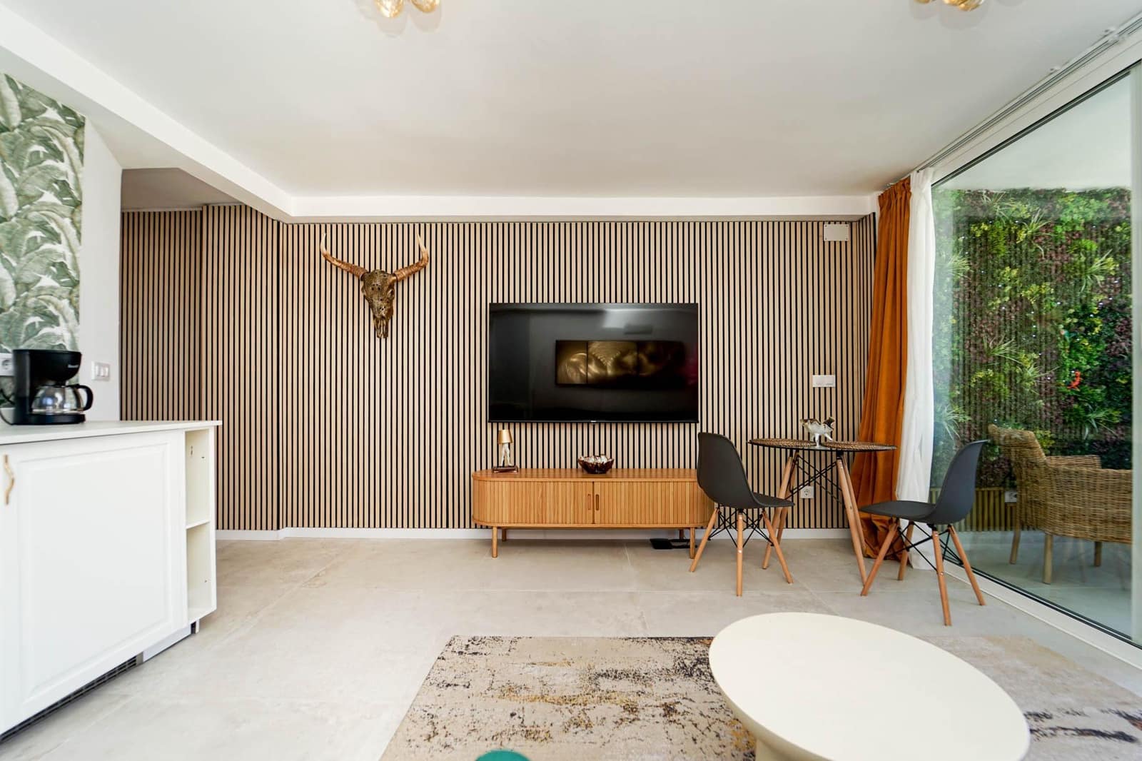 1 bedroom Apartment for sale in San Bartolome de Tirajana with pool - € 245,000 (Ref: 9788343)