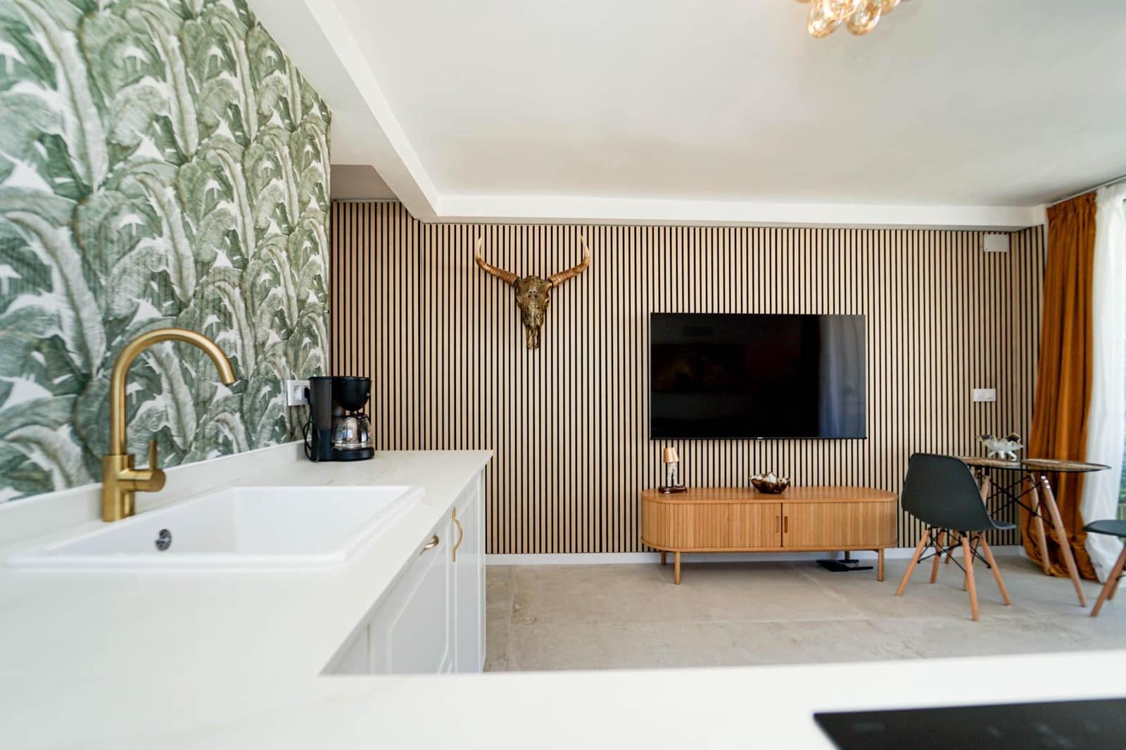 1 bedroom Apartment for sale in San Bartolome de Tirajana with pool - € 245,000 (Ref: 9788343)