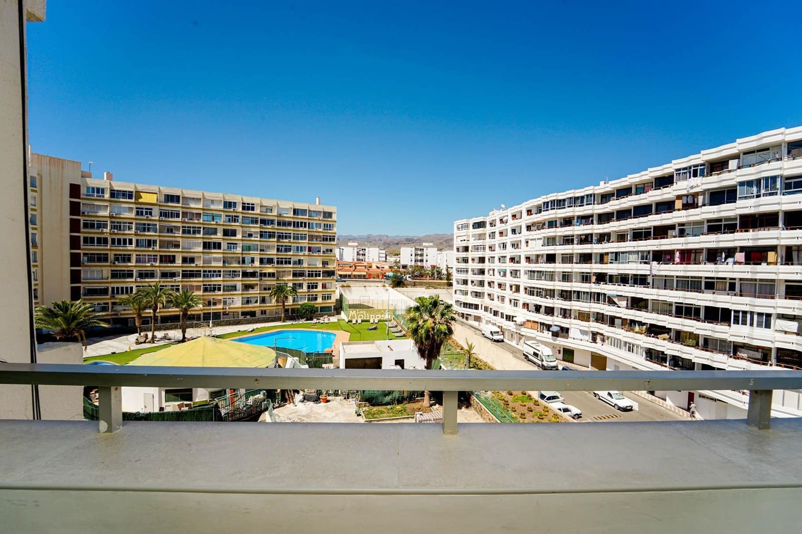 1 bedroom Apartment for sale in San Bartolome de Tirajana with pool - € 245,000 (Ref: 9788343)