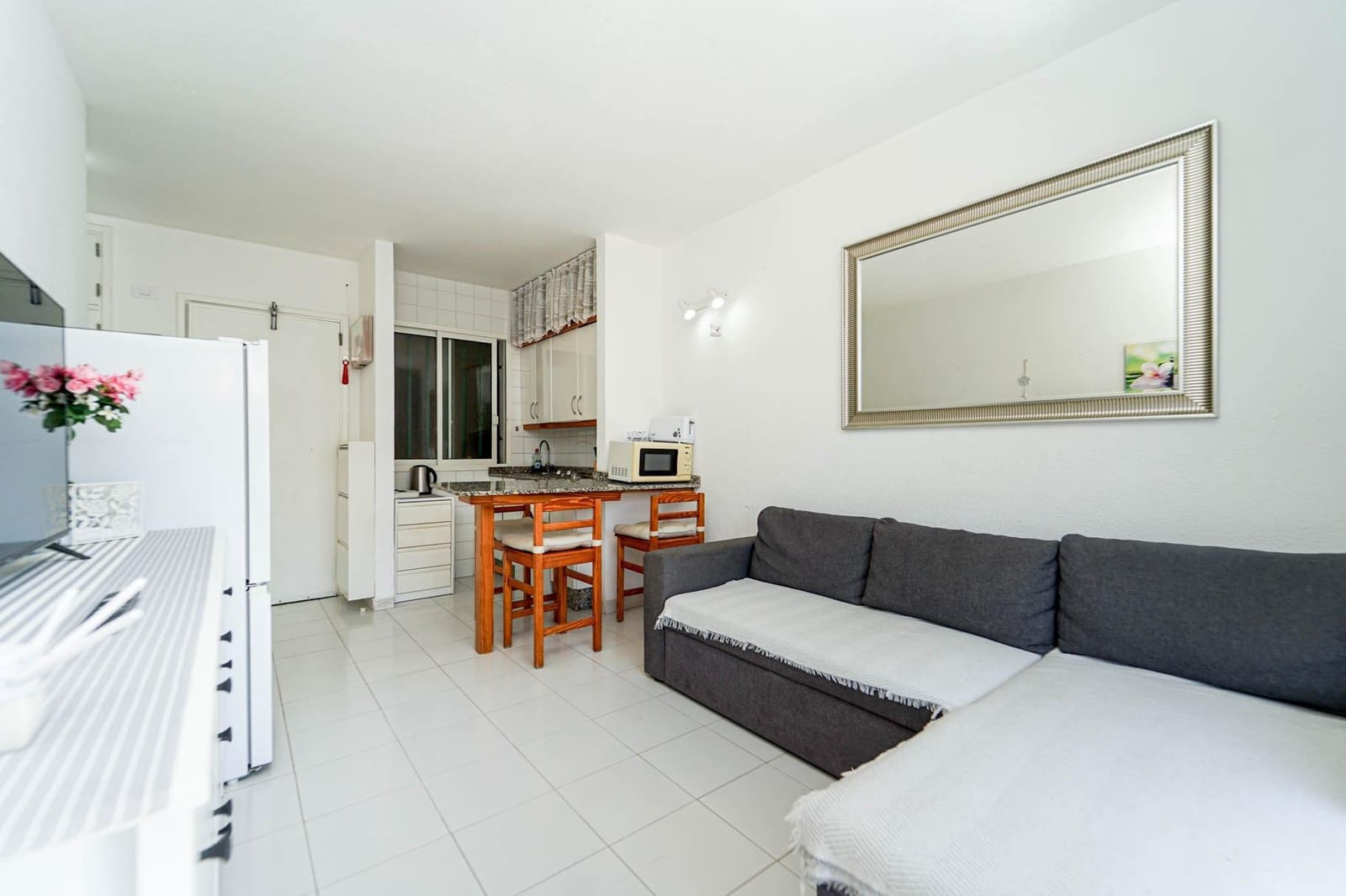 Apartamento de 1 habitación en Puerto Rico en venta con piscina - 159.000 € (Ref: 9818124)