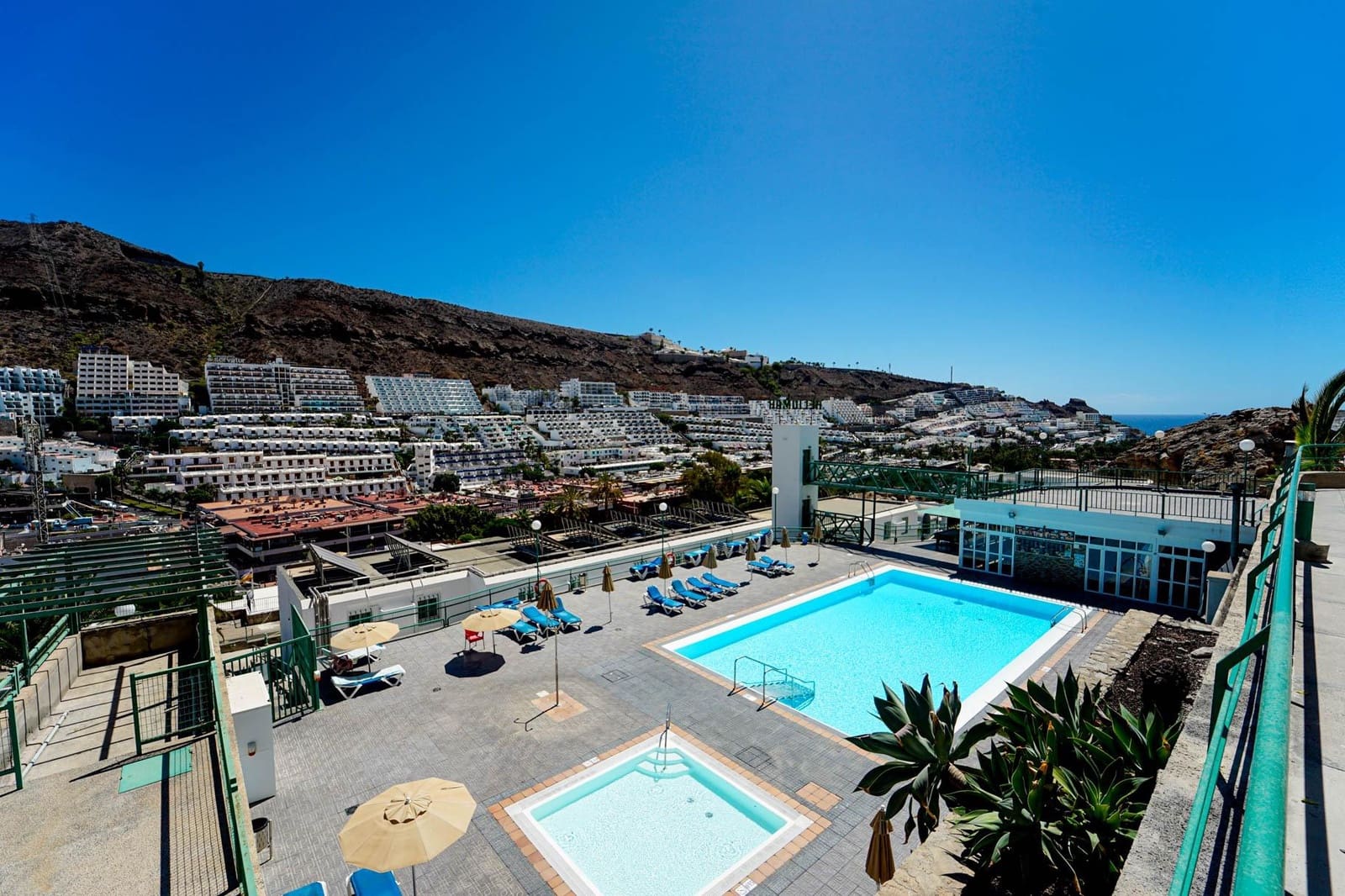 1 bedroom Apartment for sale in Puerto Rico with pool - € 130,000 (Ref: 9836620)