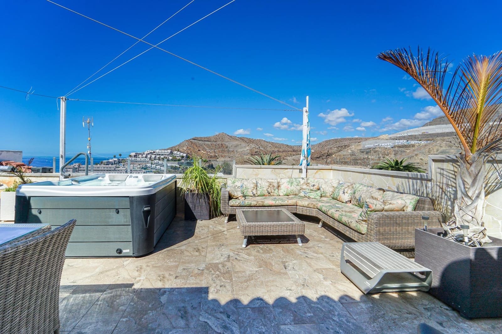 2 bedroom Bungalow for sale in Mogan with pool - € 469,000 (Ref: 9836621)