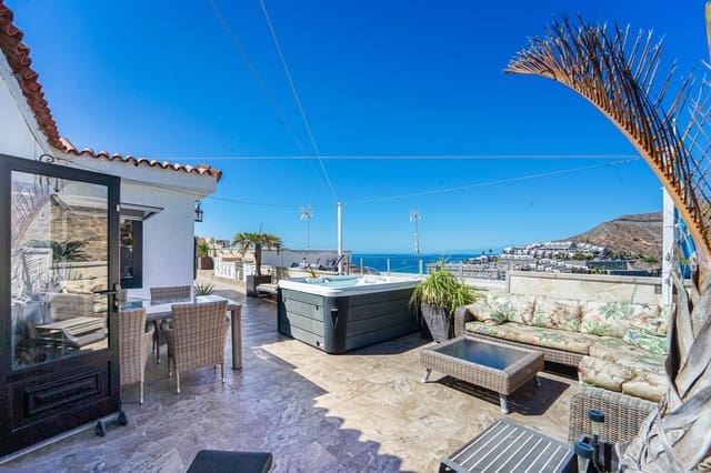 2 chambre Bungalow à vendre à Mogán avec piscine - 469 000 € (Ref: 9836621)