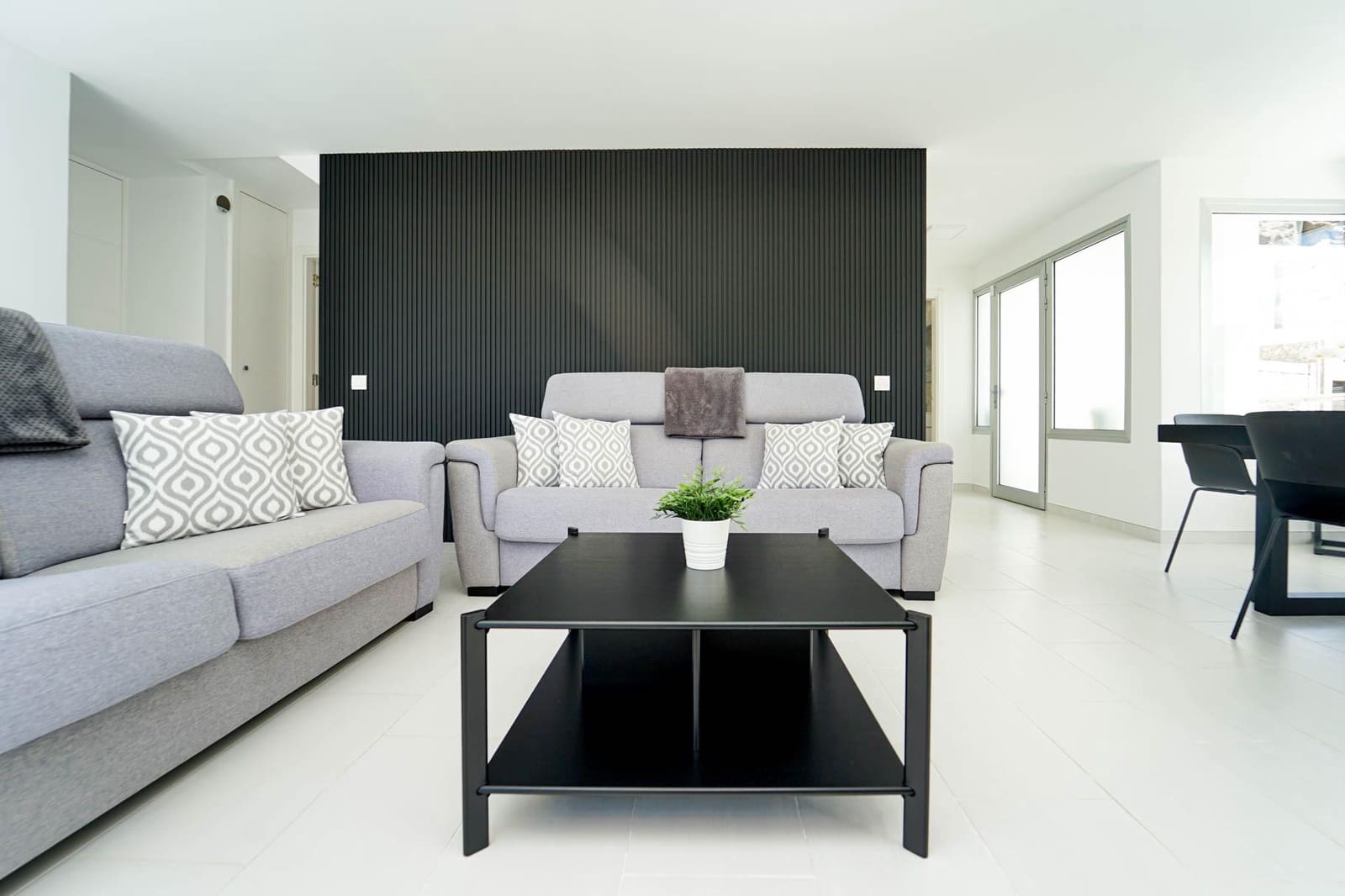 3 bedroom Villa for sale in Mogan with pool garage - € 925,000 (Ref: 9839161)