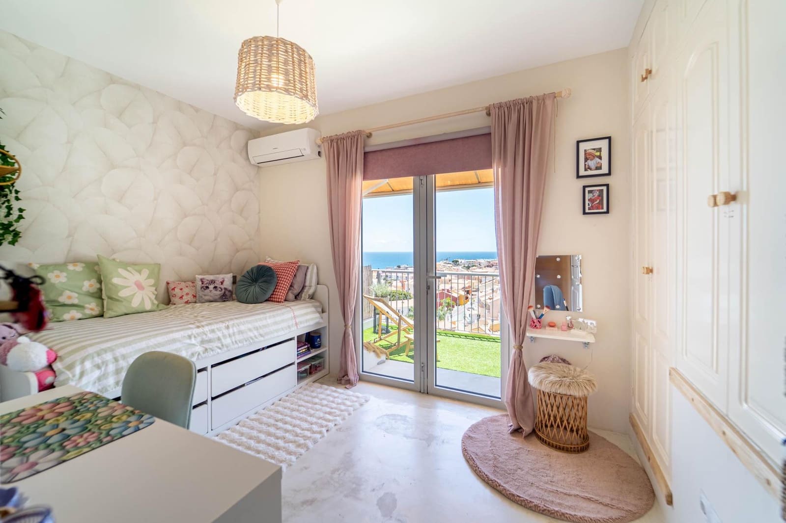 Adosado de 3 habitaciones en Arguineguín en venta con piscina garaje - 545.000 € (Ref: 9866939)