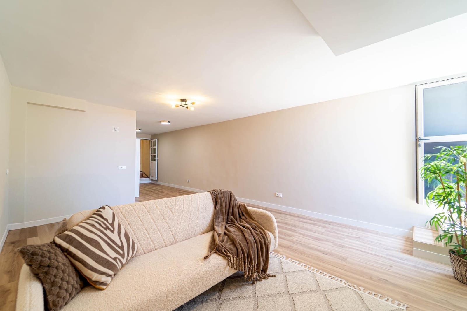 Adosado de 3 habitaciones en Arguineguín en venta con piscina garaje - 545.000 € (Ref: 9866939)