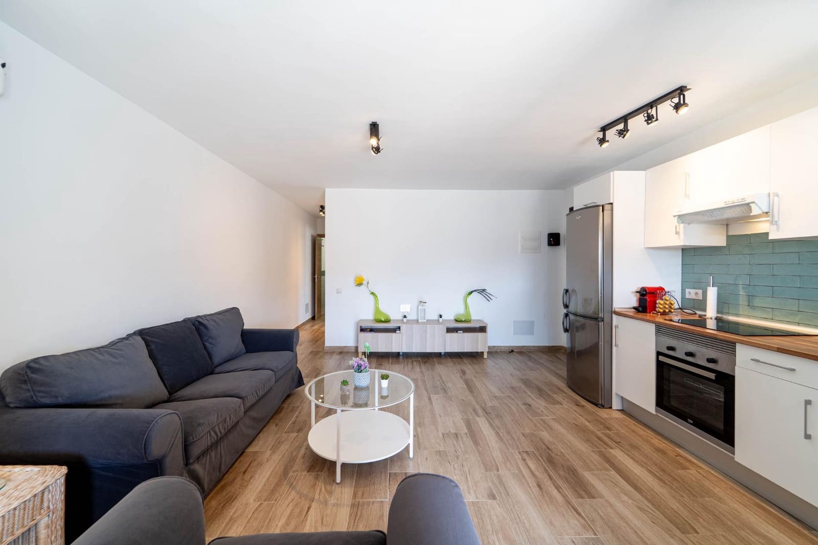 2 makuuhuone Huoneisto myytävänä paikassa Mogan mukana uima-altaan - 240 000 € (Ref: 9873426)