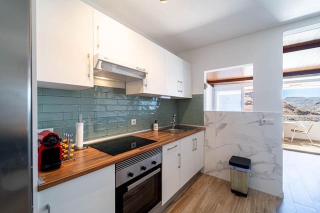 2 makuuhuone Huoneisto myytävänä paikassa Mogán mukana uima-altaan - 240 000 € (Ref: 9873426)