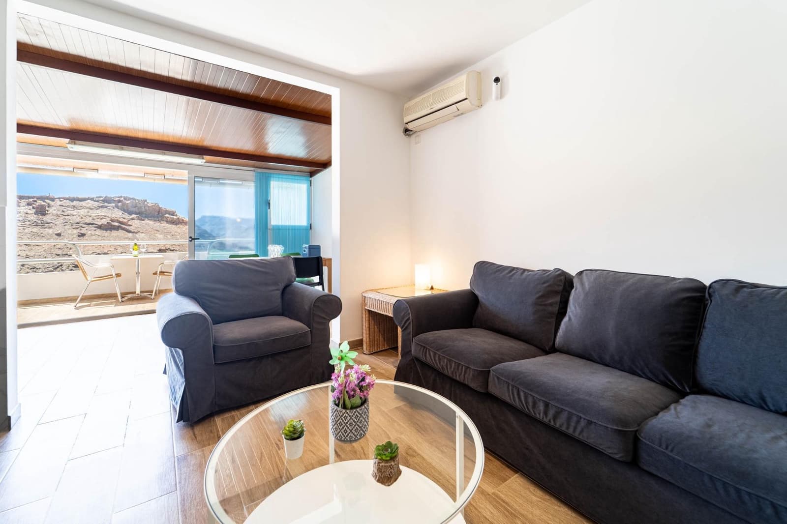 2 makuuhuone Huoneisto myytävänä paikassa Mogan mukana uima-altaan - 240 000 € (Ref: 9873426)