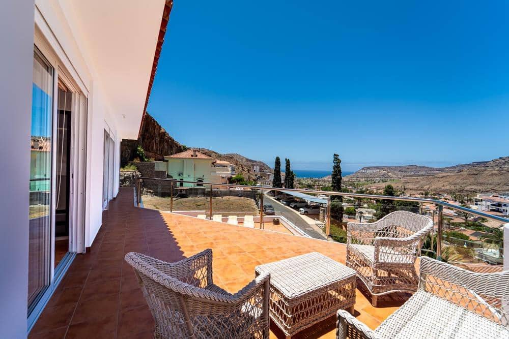 Chalet de 3 habitaciones en Tauro en venta con piscina garaje - 1.190.000 € (Ref: 9892267)