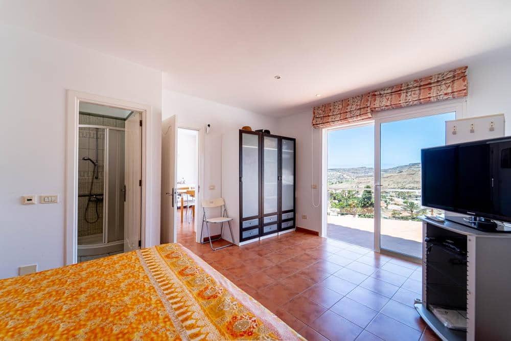 Chalet de 3 habitaciones en Tauro en venta con piscina garaje - 1.190.000 € (Ref: 9892267)