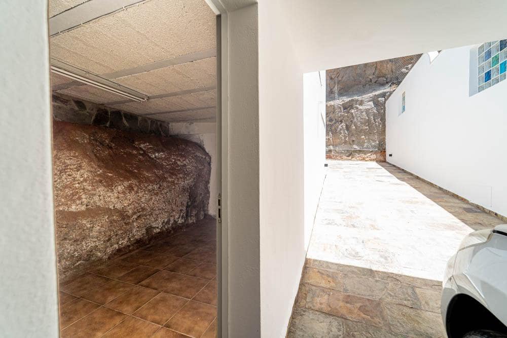 Chalet de 3 habitaciones en Tauro en venta con piscina garaje - 1.190.000 € (Ref: 9892267)