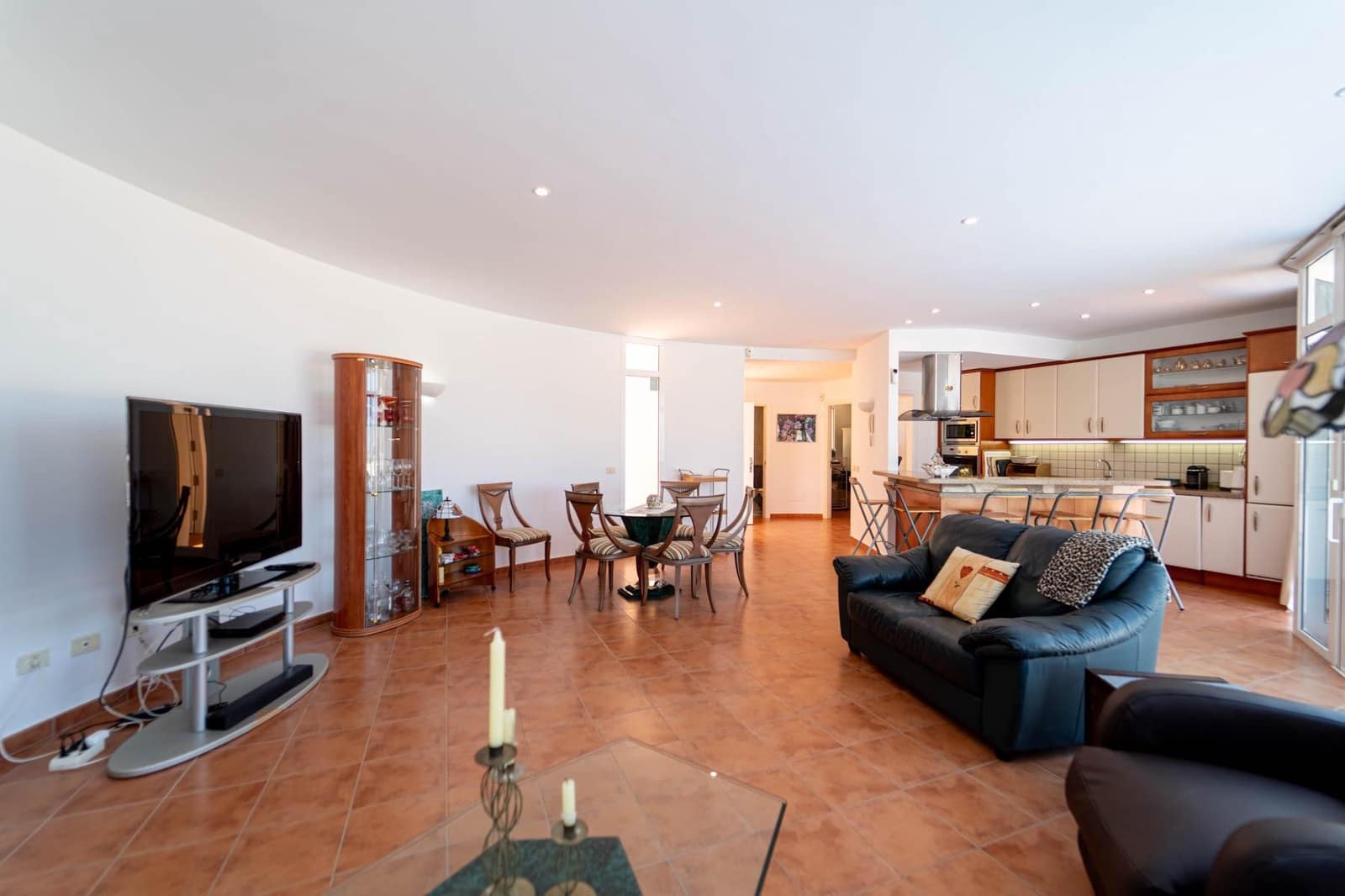 Chalet de 3 habitaciones en Tauro en venta con piscina garaje - 1.190.000 € (Ref: 9892267)