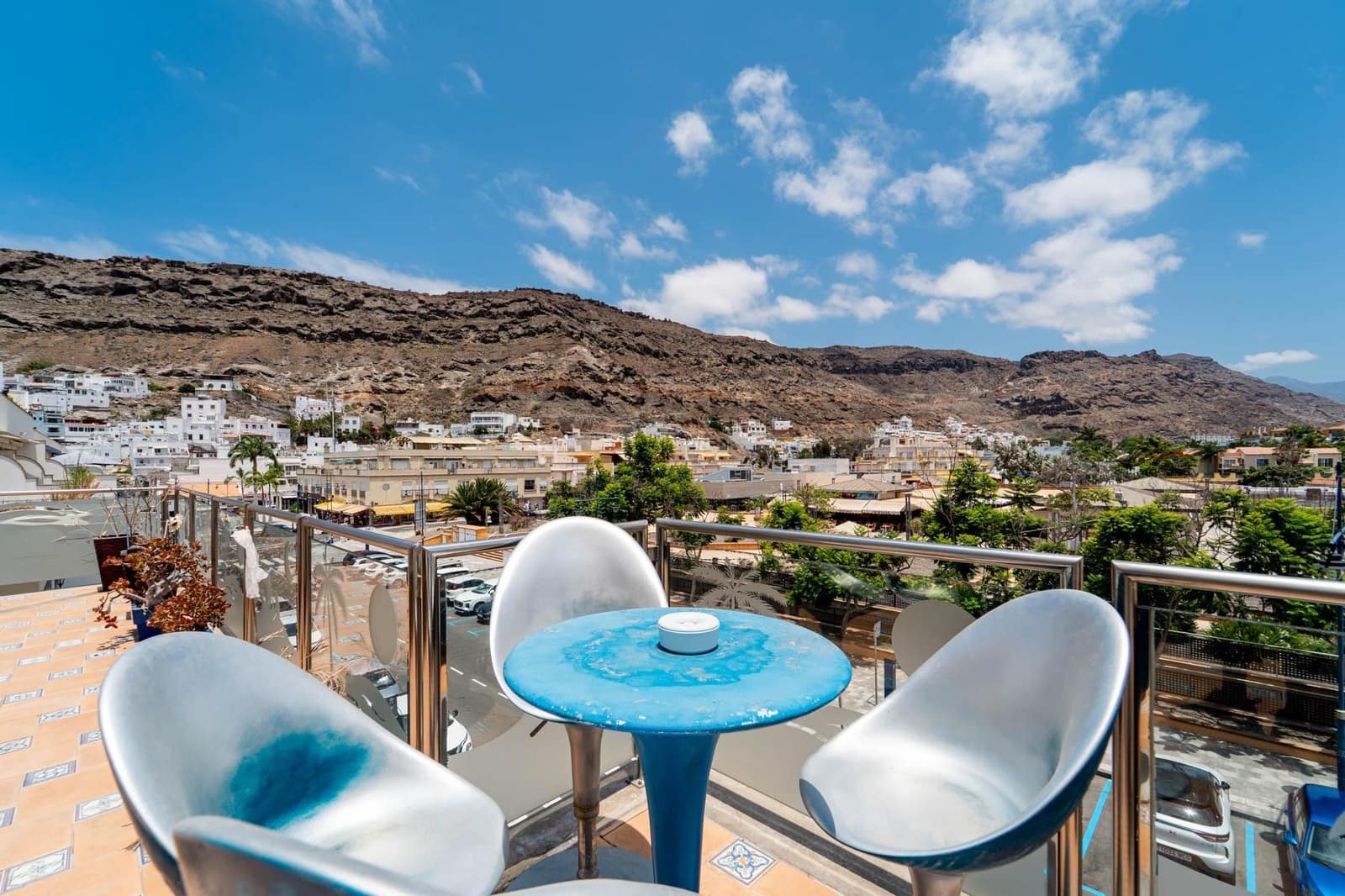 2 bedroom Penthouse for sale in Mogan with garage - € 595,000 (Ref: 9966603)