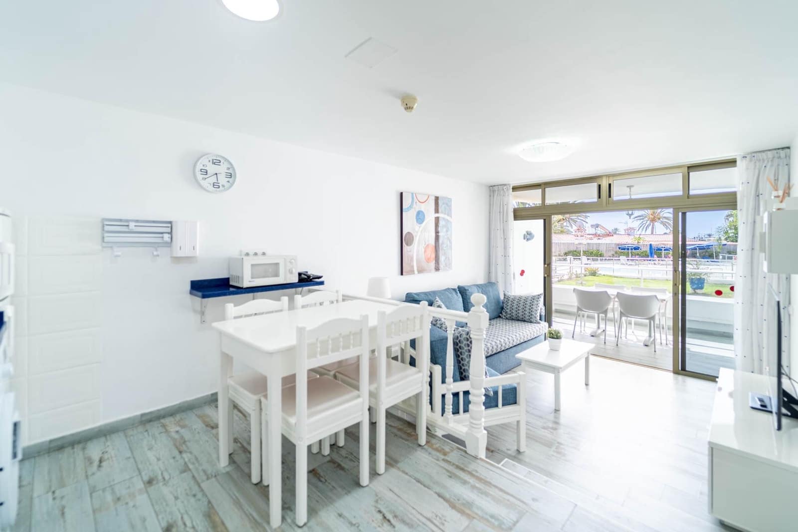 1 bedroom Apartment for sale in Playa del Ingles with pool - € 295,000 (Ref: 9994186)