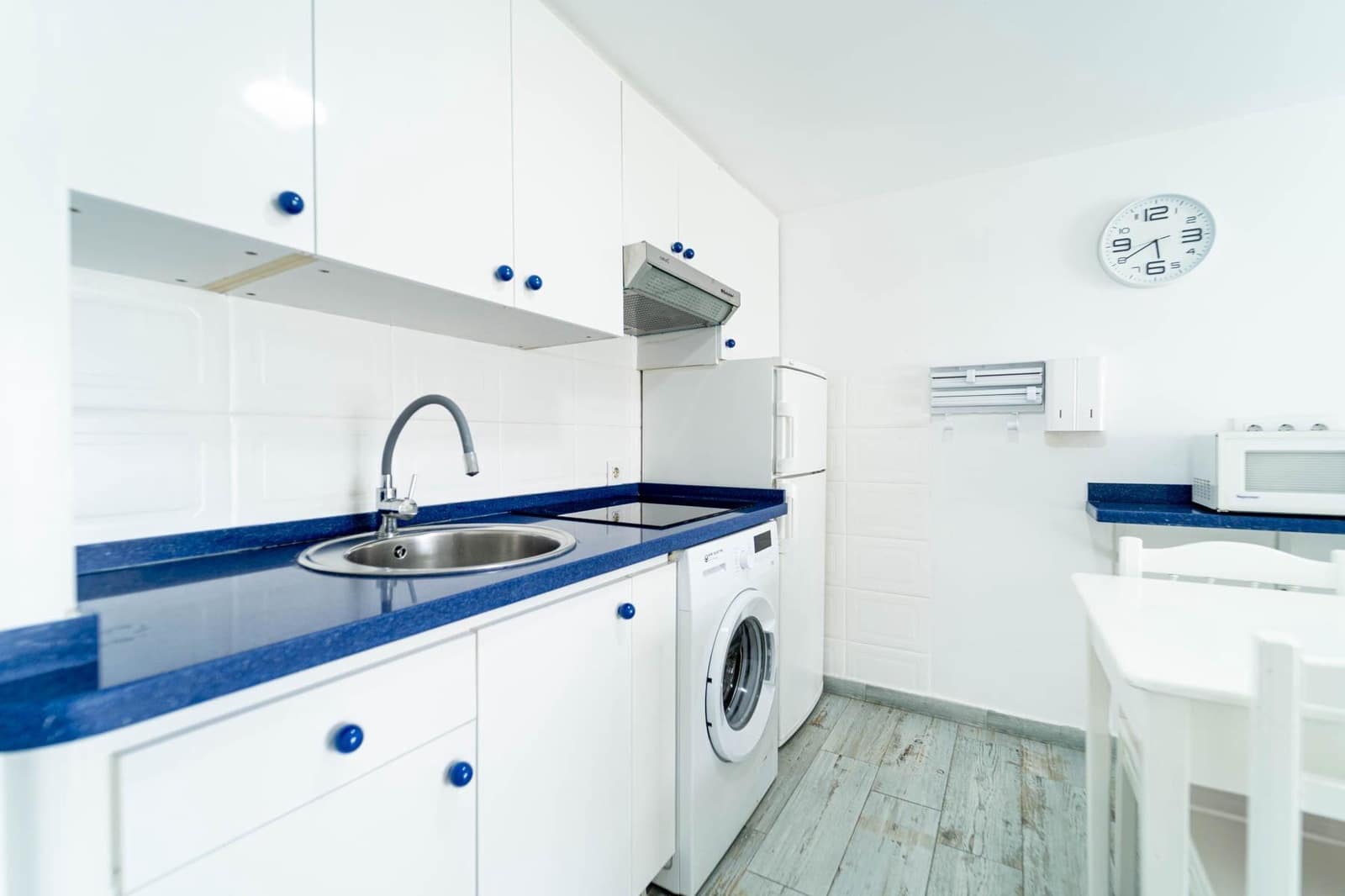 1 bedroom Apartment for sale in Playa del Ingles with pool - € 295,000 (Ref: 9994186)