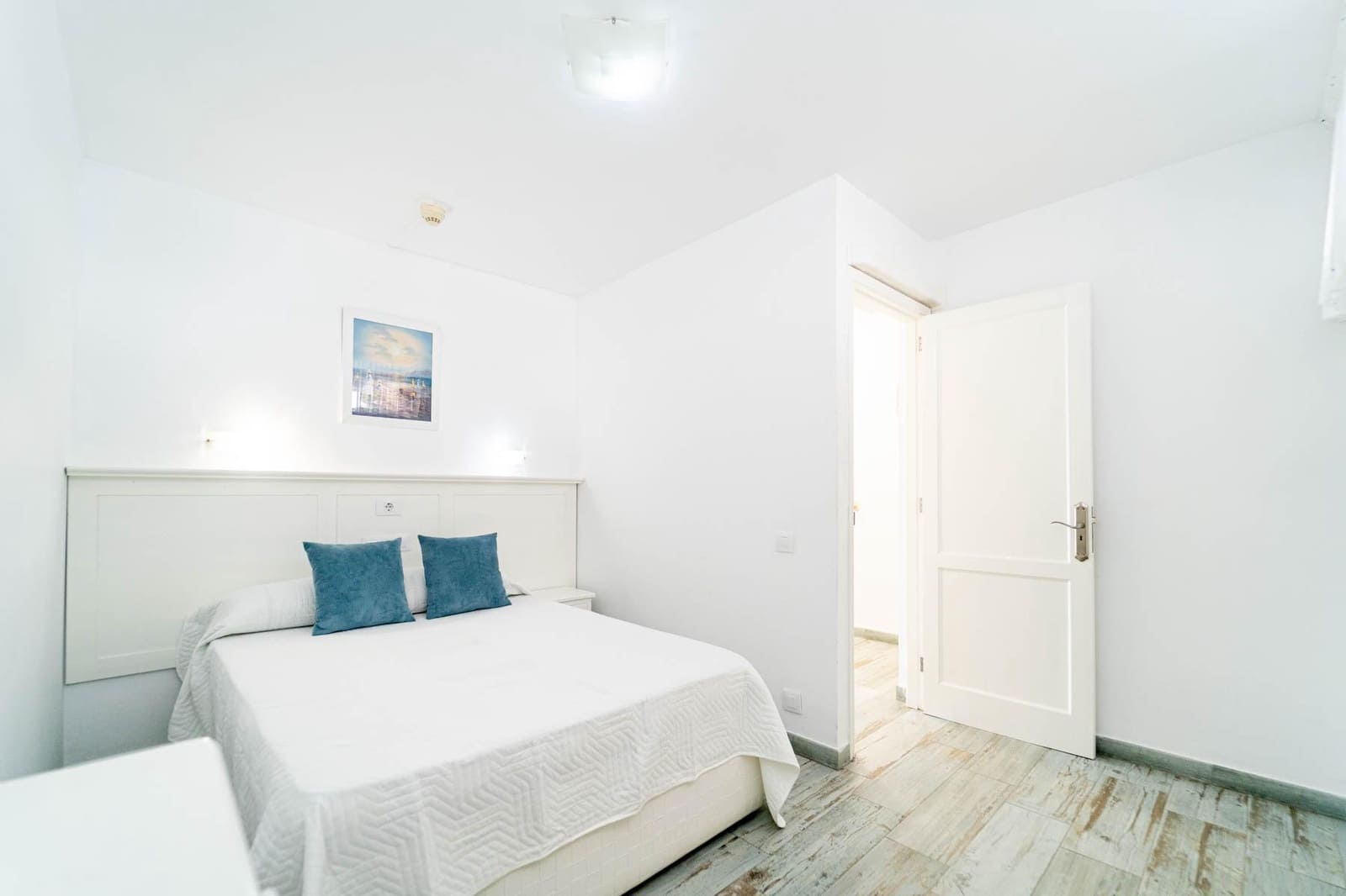 1 bedroom Apartment for sale in Playa del Ingles with pool - € 295,000 (Ref: 9994186)