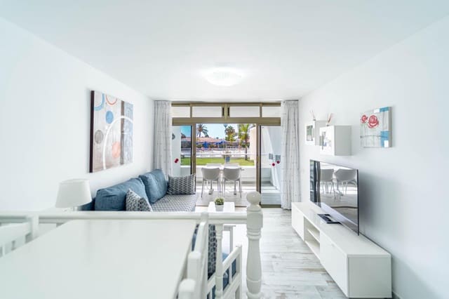 Apartamento de 1 habitación en Playa del Inglés, San Bartolomé de Tirajana en venta con piscina - 295.000 € (Ref: 9994186)