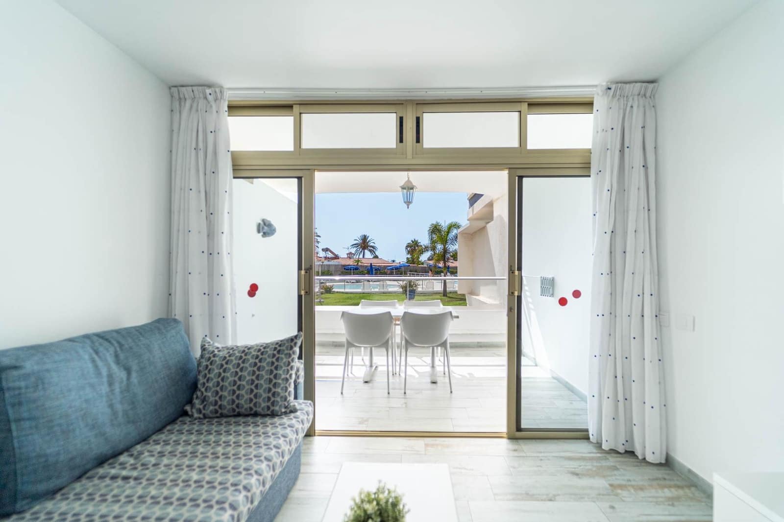 1 bedroom Apartment for sale in Playa del Ingles with pool - € 295,000 (Ref: 9994186)