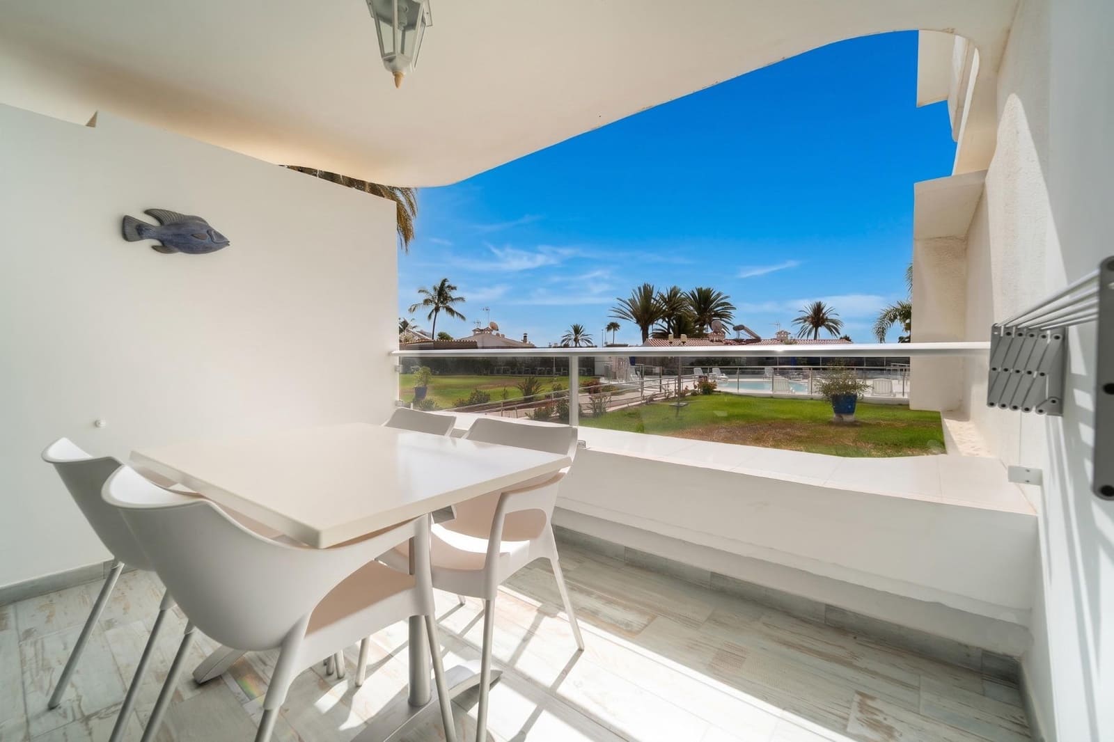 1 bedroom Apartment for sale in Playa del Ingles with pool - € 295,000 (Ref: 9994186)