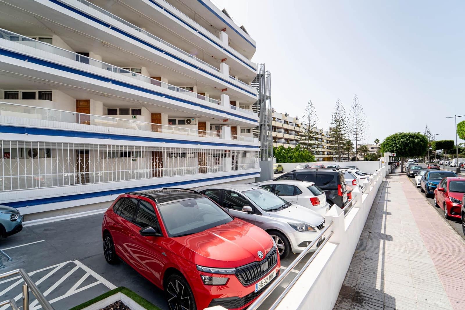 1 bedroom Apartment for sale in Playa del Ingles with pool - € 295,000 (Ref: 9994186)