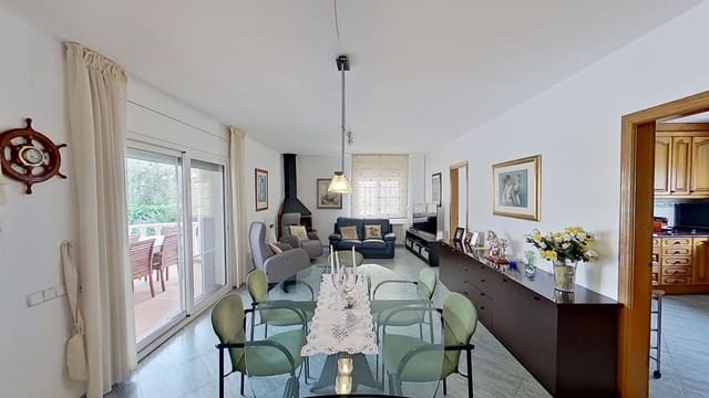 5 chambre Finca/Maison de Campagne à vendre à L'Ampolla avec piscine garage - 530 000 € (Ref: 10006846)