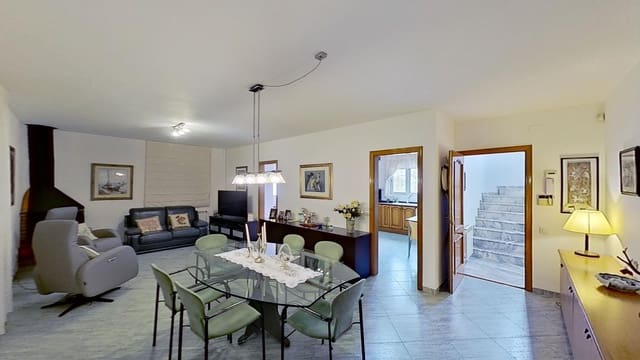 5 chambre Finca/Maison de Campagne à vendre à L'Ampolla avec piscine garage - 530 000 € (Ref: 10006846)
