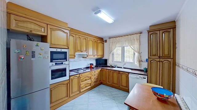 5 chambre Finca/Maison de Campagne à vendre à L'Ampolla avec piscine garage - 530 000 € (Ref: 10006846)