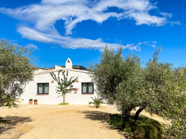 2 camera da letto Finca/Casa di Campagna in vendita in Tortosa con garage - 325.000 € (Rif: 10019572)