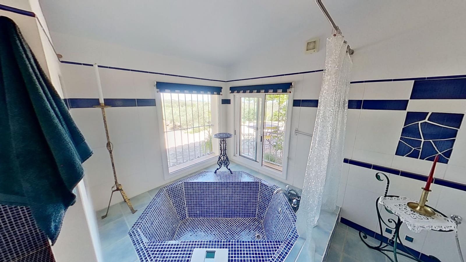 3 bedroom Finca/Country House for sale in Tortosa with pool - € 495,000 (Ref: 10026596)