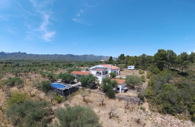 8 slaapkamer Finca/Landhuis te koop in El Perelló met zwembad - € 399.000 (Ref: 10026607)