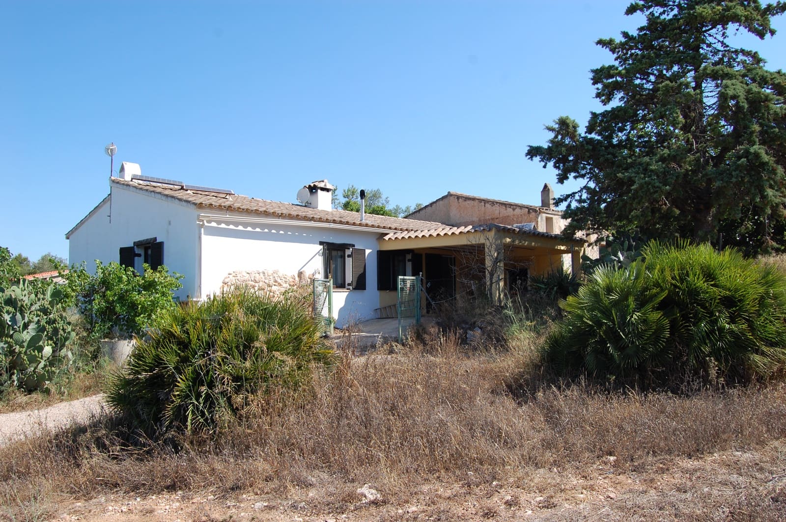 8 slaapkamer Finca/Landhuis te koop in El Perello met zwembad - € 399.000 (Ref: 10026607)