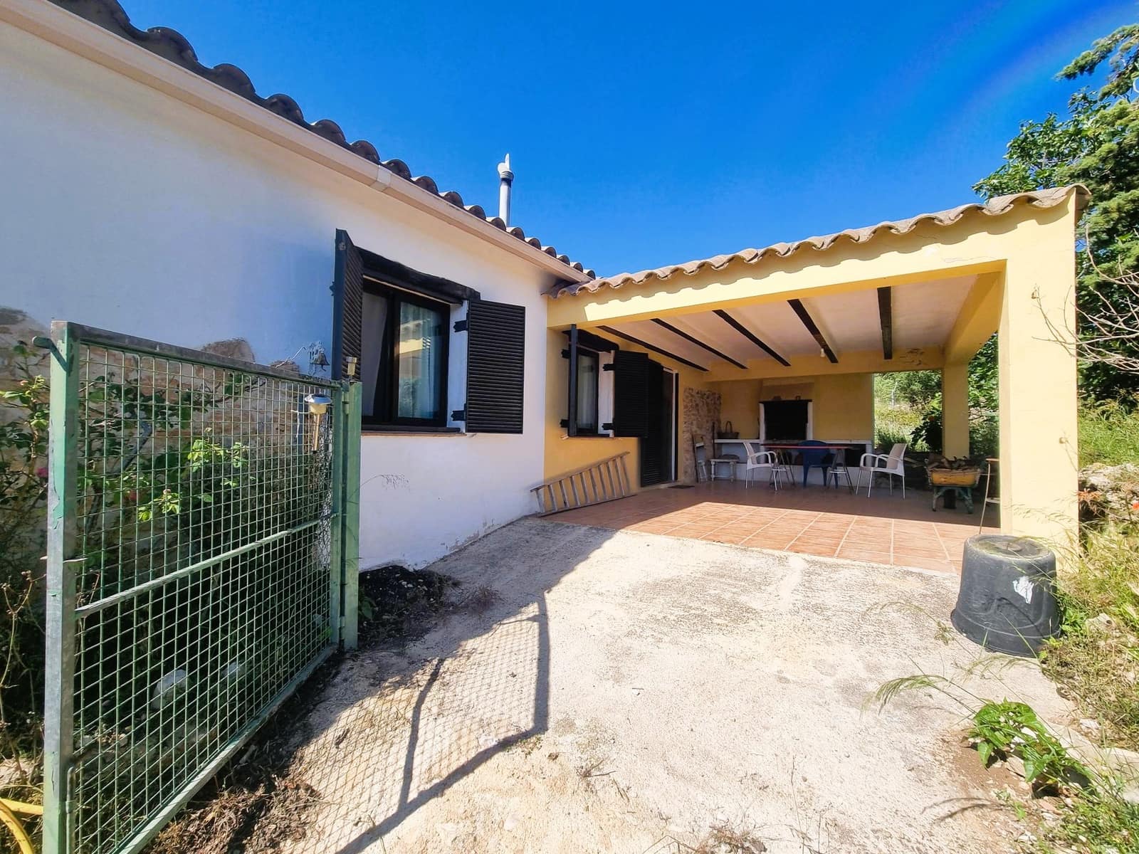 8 slaapkamer Finca/Landhuis te koop in El Perello met zwembad - € 399.000 (Ref: 10026607)