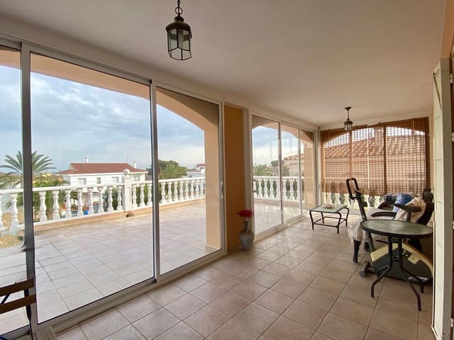 Chalet de 4 habitaciones en L'Ampolla en venta con piscina garaje - 530.000 € (Ref: 10172127)
