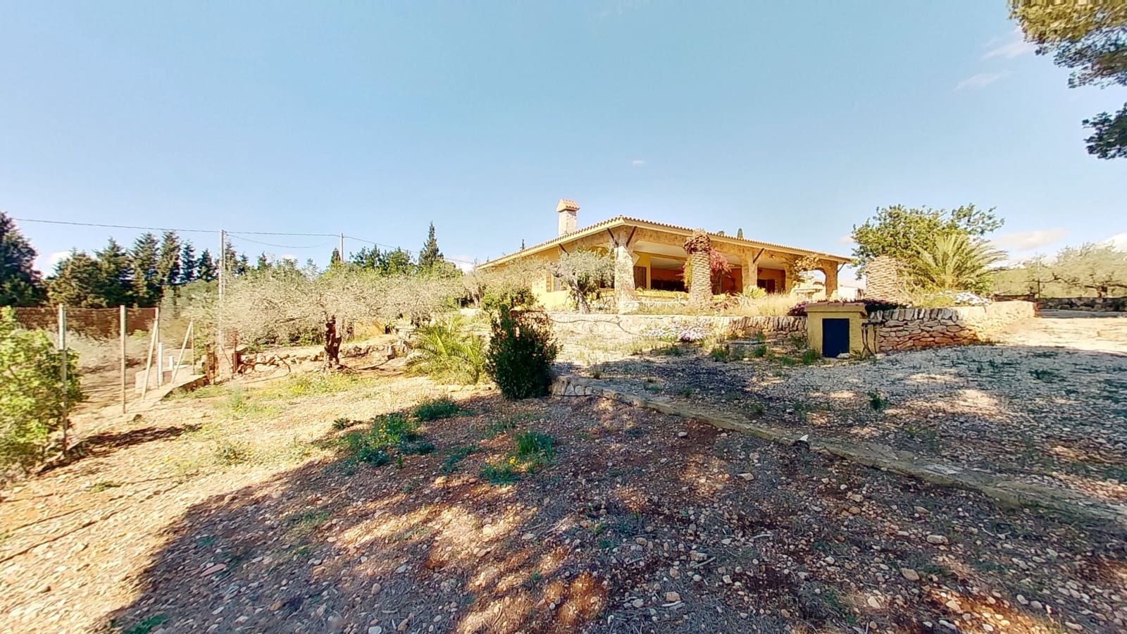 4 bedroom Villa for sale in L'Ampolla with garage - € 449,000 (Ref: 10174206)