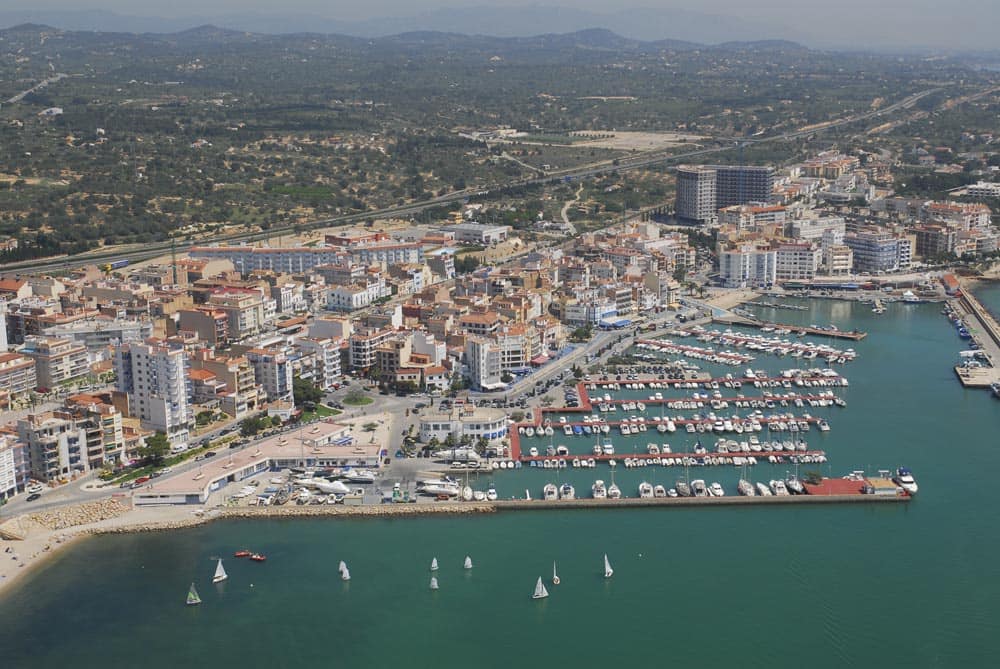 2 soveværelse Finca/Landehus til salg i L'Ampolla med swimmingpool garage - € 240.000 (Ref: 7988933)