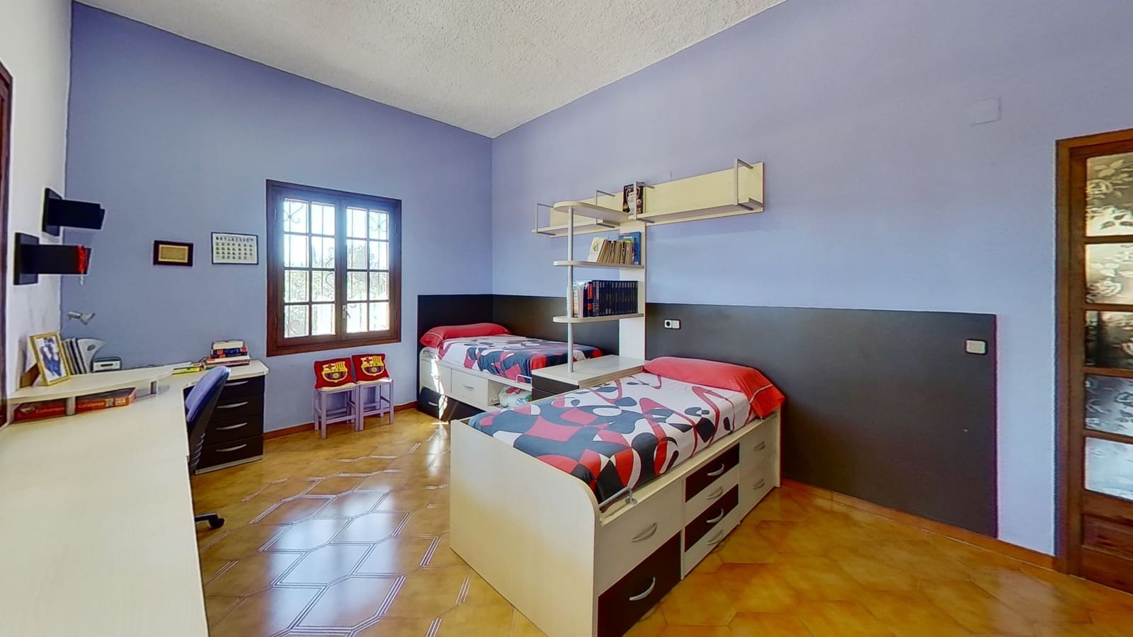 4 soveværelse Finca/Landehus til salg i L'Ampolla med garage - € 445.000 (Ref: 8393270)