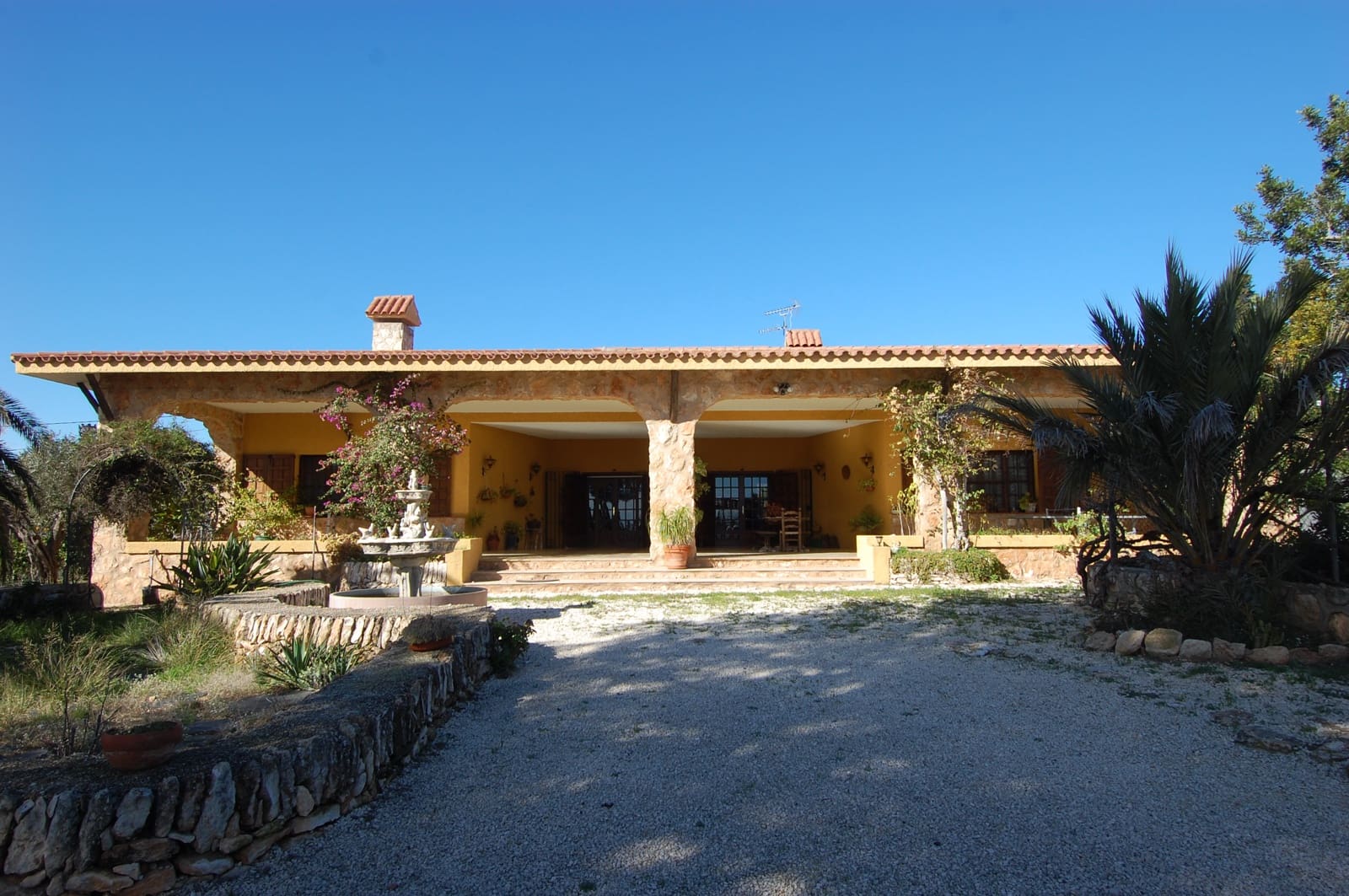 4 soveværelse Finca/Landehus til salg i L'Ampolla med garage - € 445.000 (Ref: 8393270)