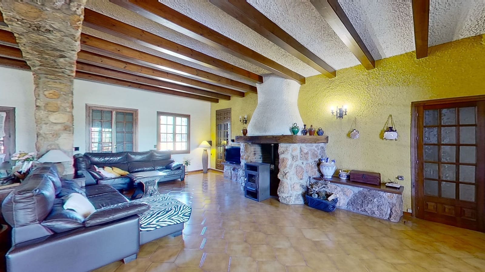 4 soveværelse Finca/Landehus til salg i L'Ampolla med garage - € 445.000 (Ref: 8393270)