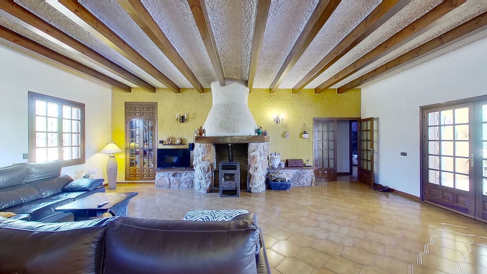 4 soveværelse Finca/Landehus til salg i L'Ampolla med garage - € 445.000 (Ref: 8393270)