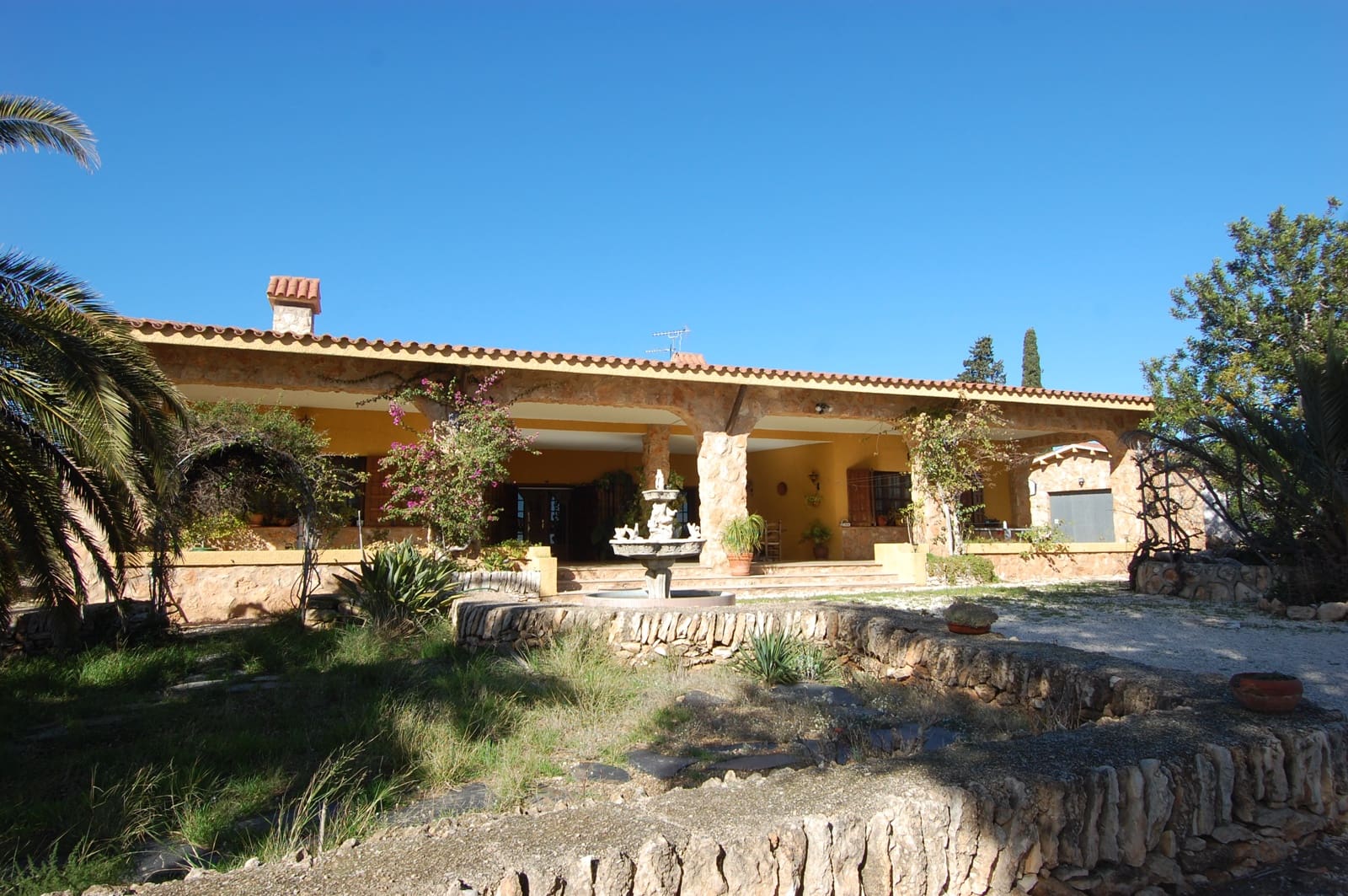 4 soveværelse Finca/Landehus til salg i L'Ampolla med garage - € 445.000 (Ref: 8393270)