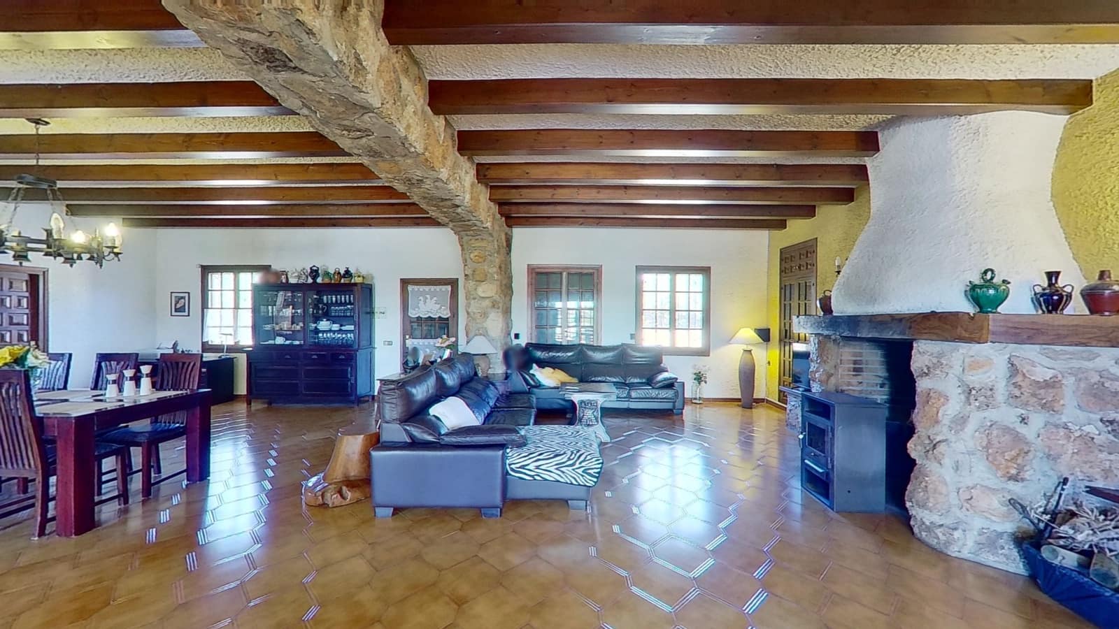 4 soveværelse Finca/Landehus til salg i L'Ampolla med garage - € 445.000 (Ref: 8393270)